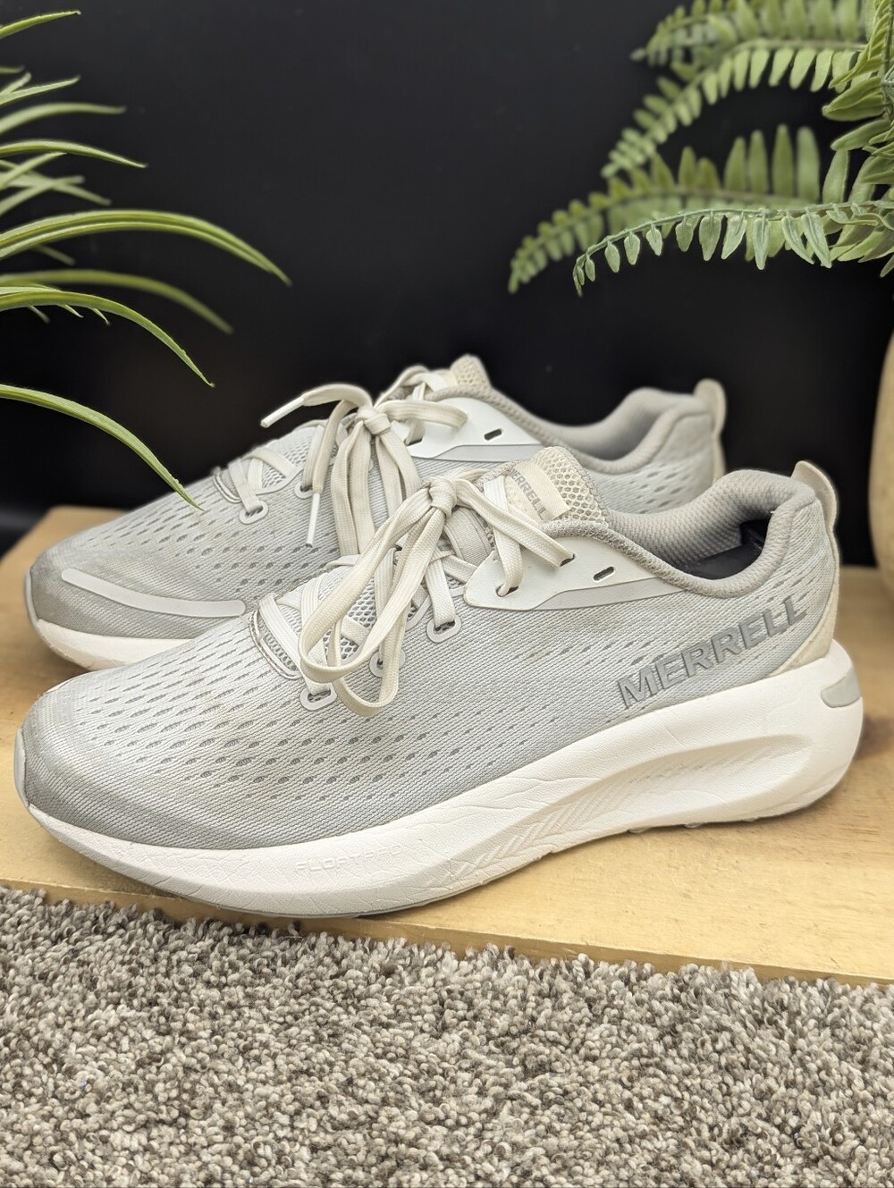Merrell Morphlite Women's Size 7.5 Running Casual Comfort Walking Shoes
